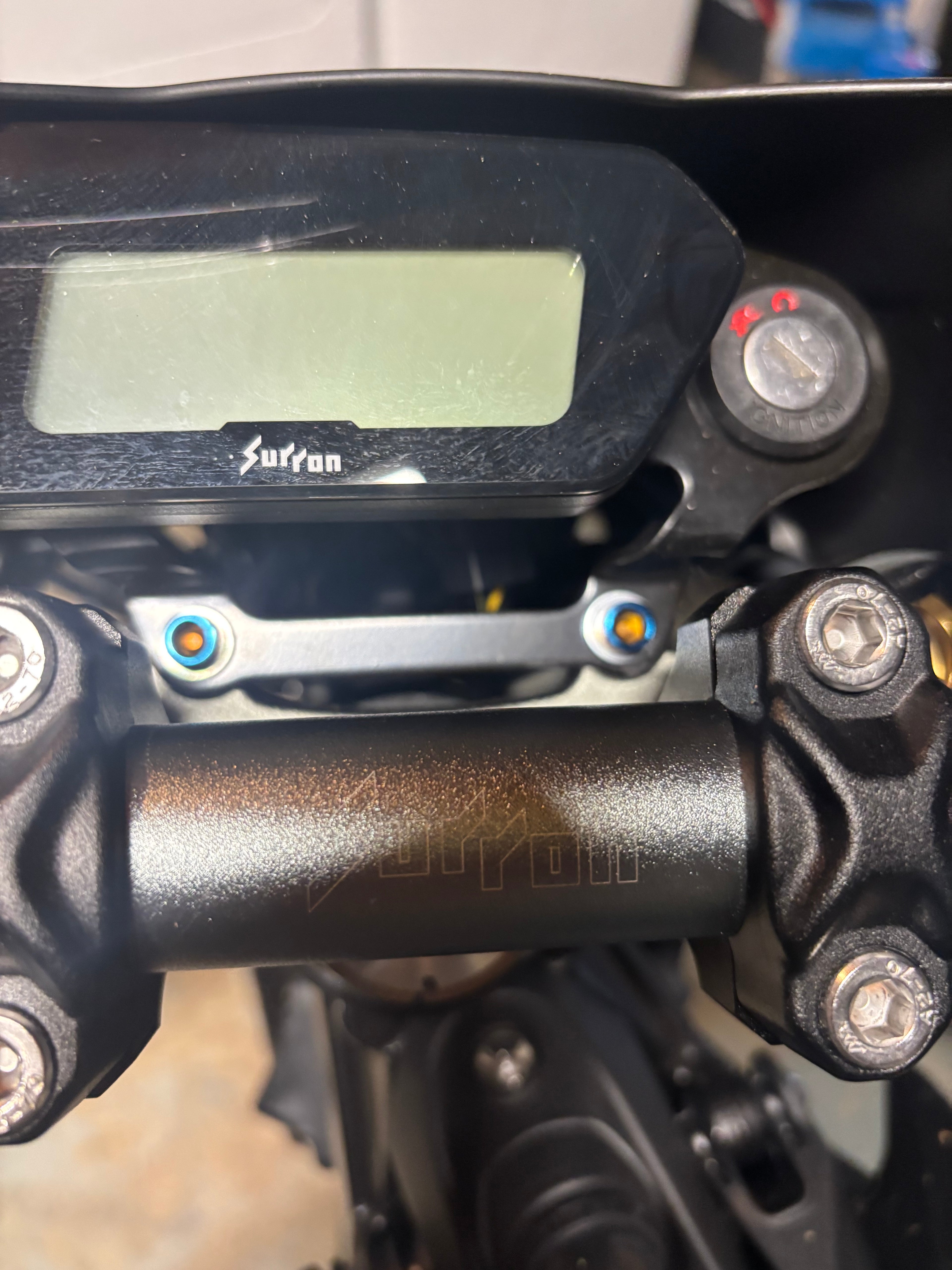 Surron ulta bee display mount bolts (2)